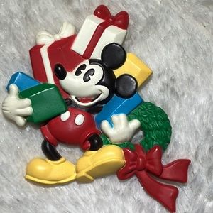 Vintage Mickey Mouse Holiday Pin